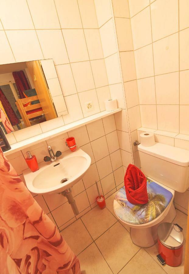 Golden River Unterseen المظهر الخارجي الصورة